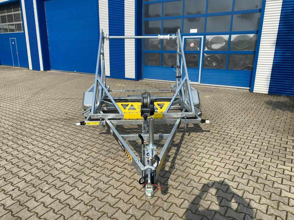 Vermietung / Kabelanhänger 3500KG / Nutzlast 2825KG / Kabeltrommel-Anhänger / Glasfaser/ 1 Monat - Haspelwagen: afbeelding 1 Vermietung / Kabelanhänger 3500KG / Nutzlast 2825KG / Kabeltrommel-Anhänger / Glasfaser/ 1 Monat - Haspelwagen: afbeelding 1