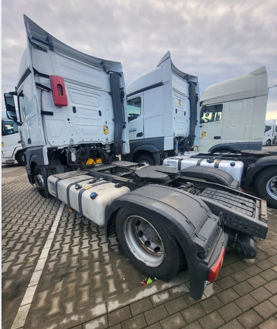 Mercedes-Benz ACTROS 1845 mega WDF - Trekker: afbeelding 4 Mercedes-Benz ACTROS 1845 mega WDF - Trekker: afbeelding 4