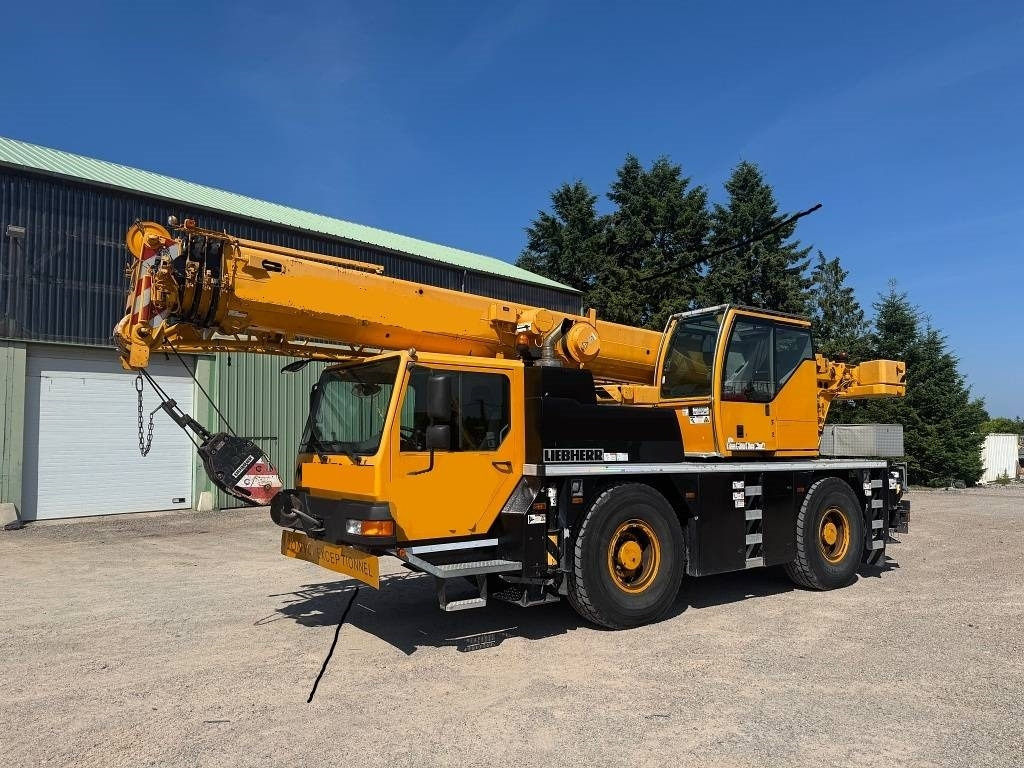 Liebherr LTM 1030-2.1 - Mobiele kraan: afbeelding 1 Liebherr LTM 1030-2.1 - Mobiele kraan: afbeelding 1