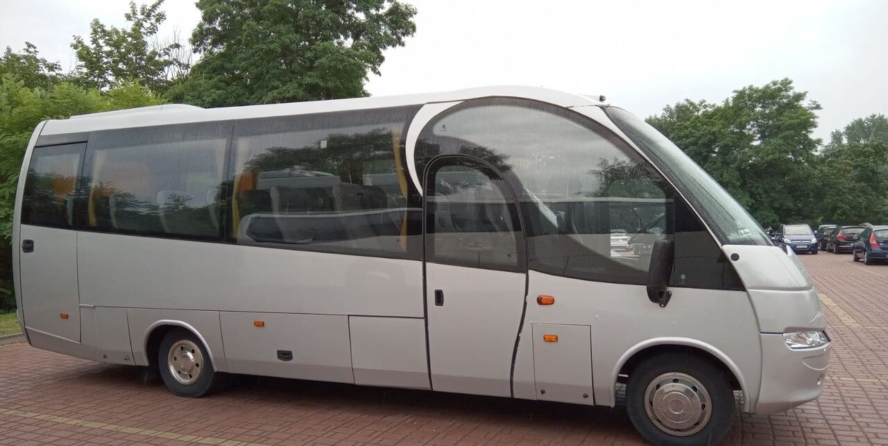 Mercedes-Benz MAGO 2 / VARIO / BELUGA / XXL / 34 PLACE - Streekbus: afbeelding 1 Mercedes-Benz MAGO 2 / VARIO / BELUGA / XXL / 34 PLACE - Streekbus: afbeelding 1