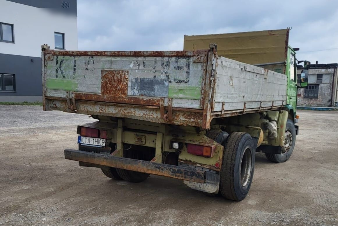 Scania 82M - Kipper vrachtwagen: afbeelding 2 Scania 82M - Kipper vrachtwagen: afbeelding 2