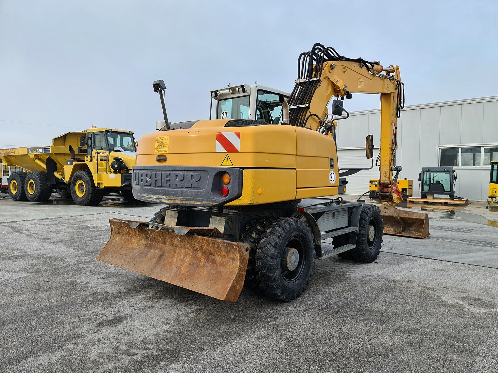LIEBHERR A316 - Bouwmachine: afbeelding 4 LIEBHERR A316 - Bouwmachine: afbeelding 4