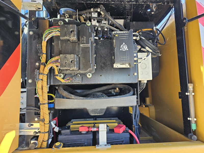 Mobiele graafmachine CATERPILLAR M320F: afbeelding 17