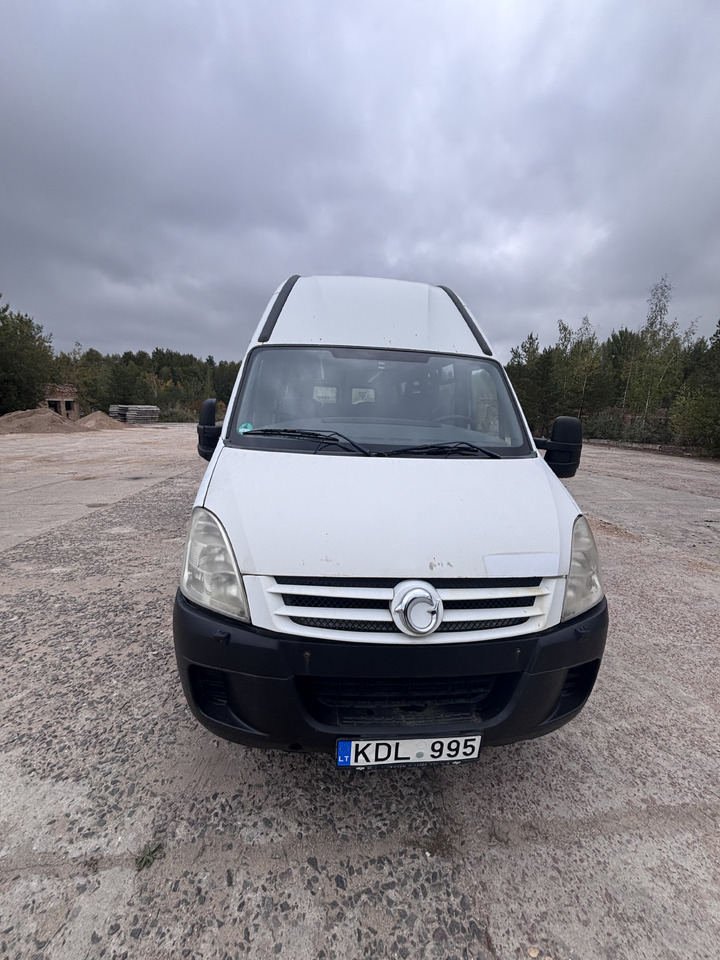 IVECO Daily - Minibus, Personenvervoer: afbeelding 2 IVECO Daily - Minibus, Personenvervoer: afbeelding 2