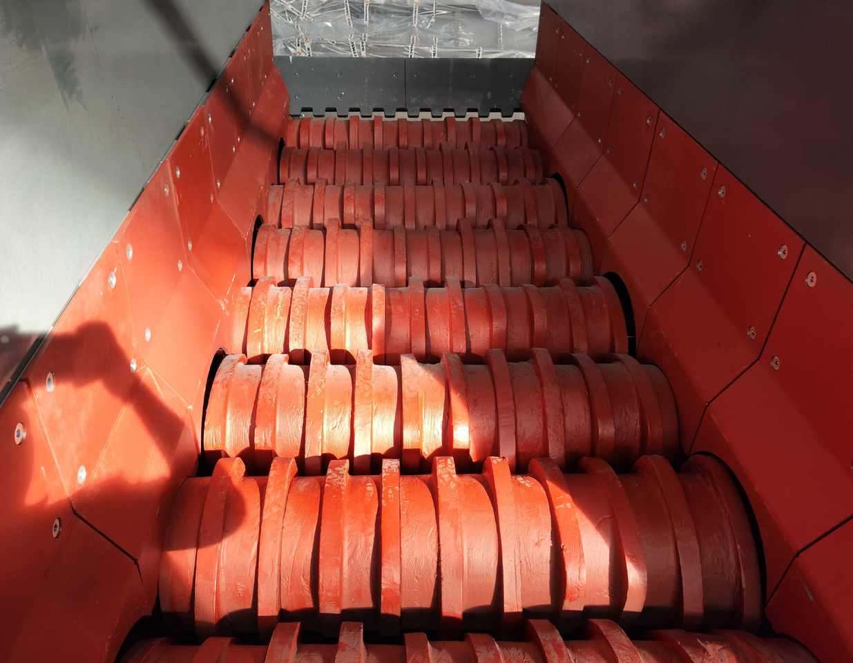 CONSTMACH Hochleistungs-WOBBLER-FEEDER – Die Ideale Lösung für Gleichmäßige und Kontrollierte Materialzufuhr - Mijnbouw machine: afbeelding 2 CONSTMACH Hochleistungs-WOBBLER-FEEDER – Die Ideale Lösung für Gleichmäßige und Kontrollierte Materialzufuhr - Mijnbouw machine: afbeelding 2