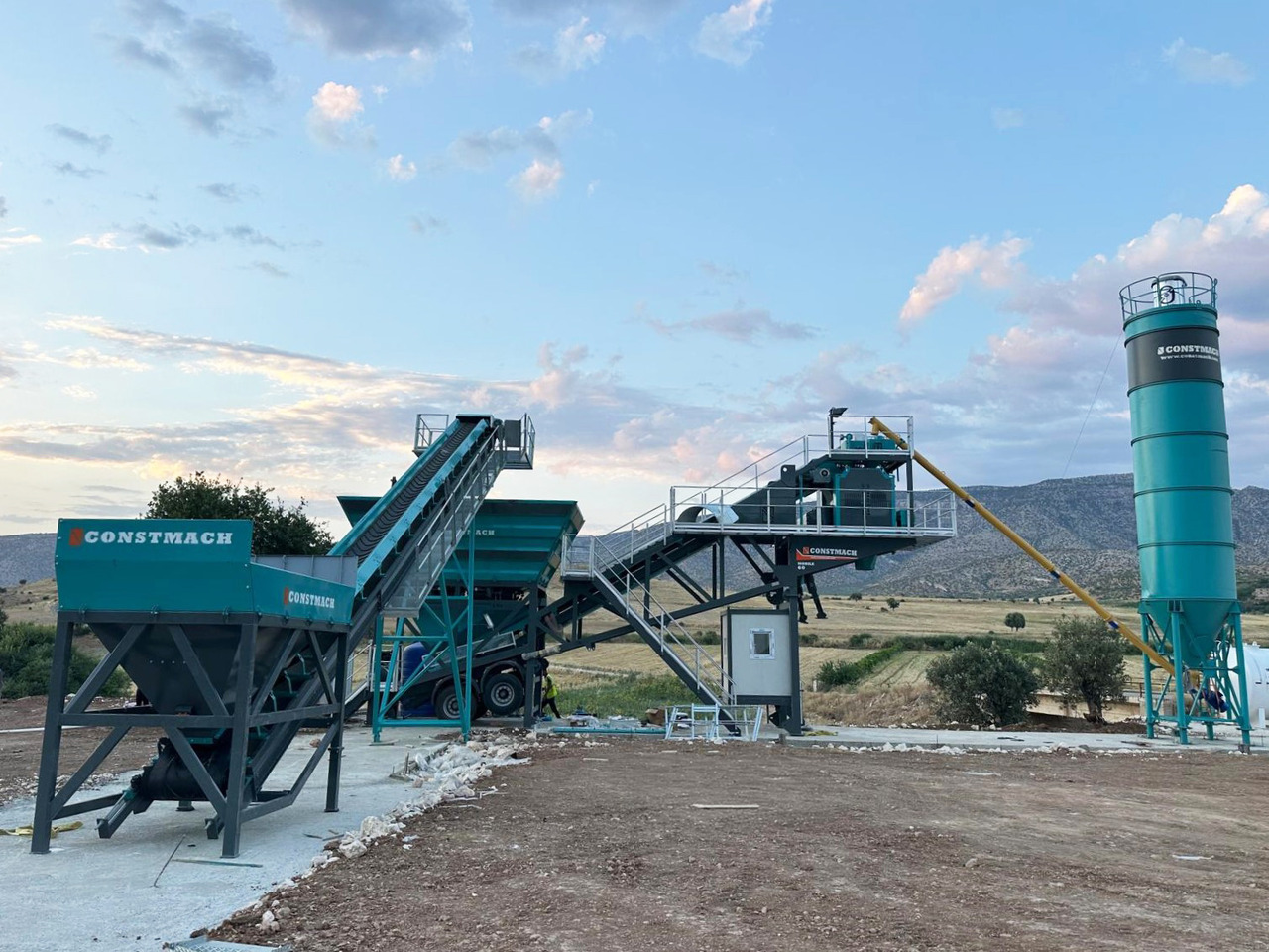 Constmach 60 m³/h Portable Concrete Batching Plant - Betoncentrale: afbeelding 2 Constmach 60 m³/h Portable Concrete Batching Plant - Betoncentrale: afbeelding 2