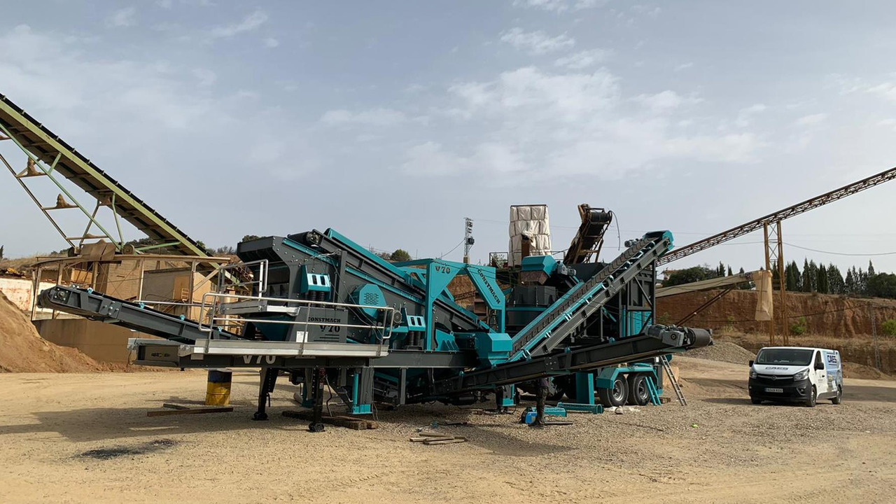 Constmach Concasseur À Impact À Axe Vertical Mobile D'une Capacité De 100 À 150 Tonnes - Mobiele breker: afbeelding 1 Constmach Concasseur À Impact À Axe Vertical Mobile D'une Capacité De 100 À 150 Tonnes - Mobiele breker: afbeelding 1