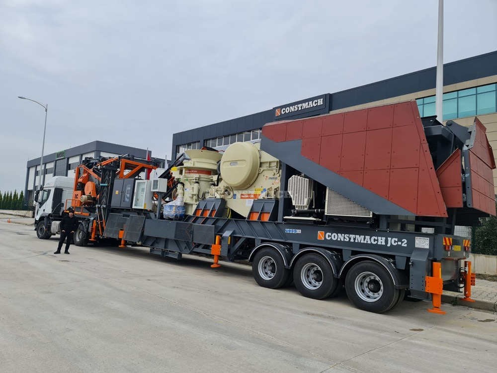 Constmach Installation Mobile De Concassage À Mâchoires D'une Capacité De 60 À 80 Tonnes - Mobiele breker: afbeelding 1 Constmach Installation Mobile De Concassage À Mâchoires D'une Capacité De 60 À 80 Tonnes - Mobiele breker: afbeelding 1