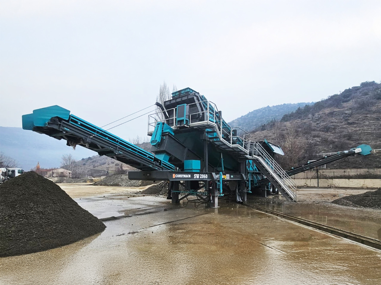 Constmach Mobile Screening And Washing Plant 60-200 TPH - Zeefinstallatie: afbeelding 3 Constmach Mobile Screening And Washing Plant 60-200 TPH - Zeefinstallatie: afbeelding 3
