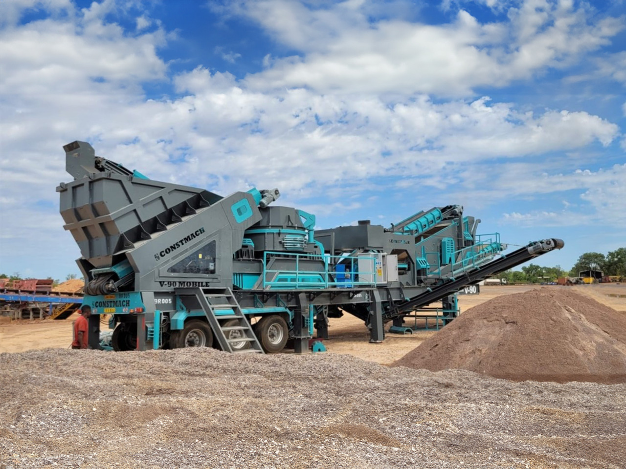 Constmach Mobiler Prallbrecher mit vertikaler Welle und einer Kapazität von 250 t/h - Mobiele breker: afbeelding 2 Constmach Mobiler Prallbrecher mit vertikaler Welle und einer Kapazität von 250 t/h - Mobiele breker: afbeelding 2