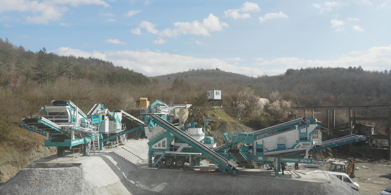 Constmach Station Mobile De Concassage À Percussion D'une Capacité De Production De 300 Tonnes - Mobiele breker: afbeelding 1 Constmach Station Mobile De Concassage À Percussion D'une Capacité De Production De 300 Tonnes - Mobiele breker: afbeelding 1