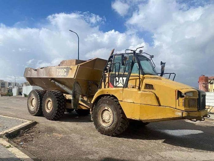 CAT 730C - Kiepwagen met knikbesturing: afbeelding 1 CAT 730C - Kiepwagen met knikbesturing: afbeelding 1