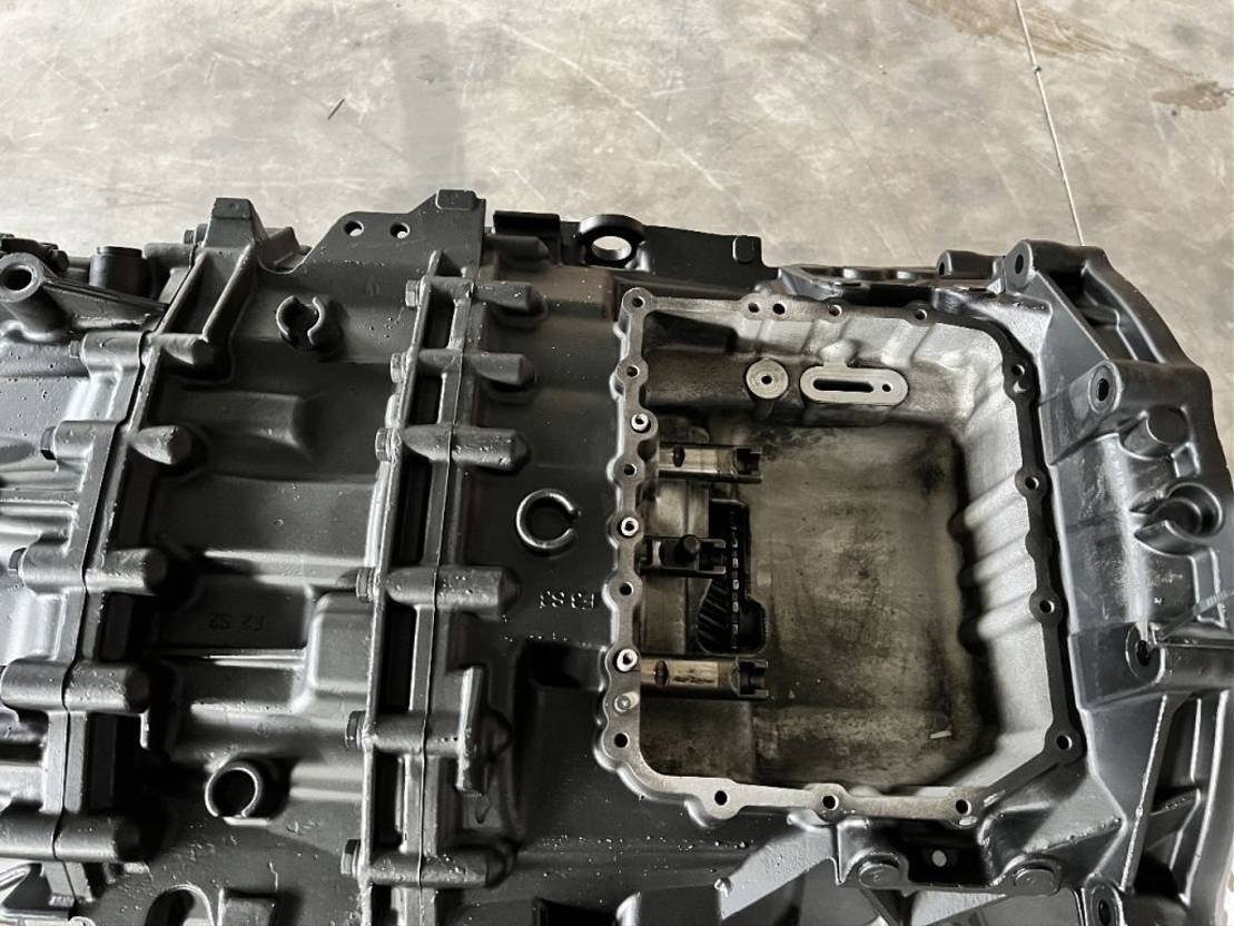 MAN TGA ZF Getriebe 12AS2331 TO - Versnellingsbak voor Vrachtwagen: afbeelding 2 MAN TGA ZF Getriebe 12AS2331 TO - Versnellingsbak voor Vrachtwagen: afbeelding 2
