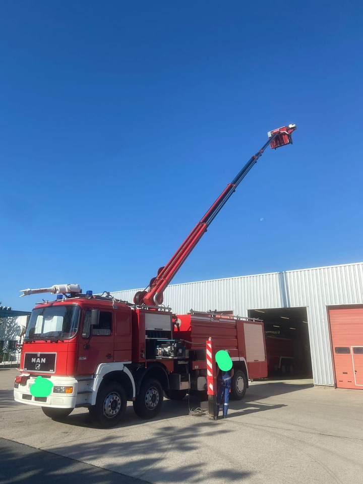 MAN 35.403 - Brandweerwagen: afbeelding 3 MAN 35.403 - Brandweerwagen: afbeelding 3
