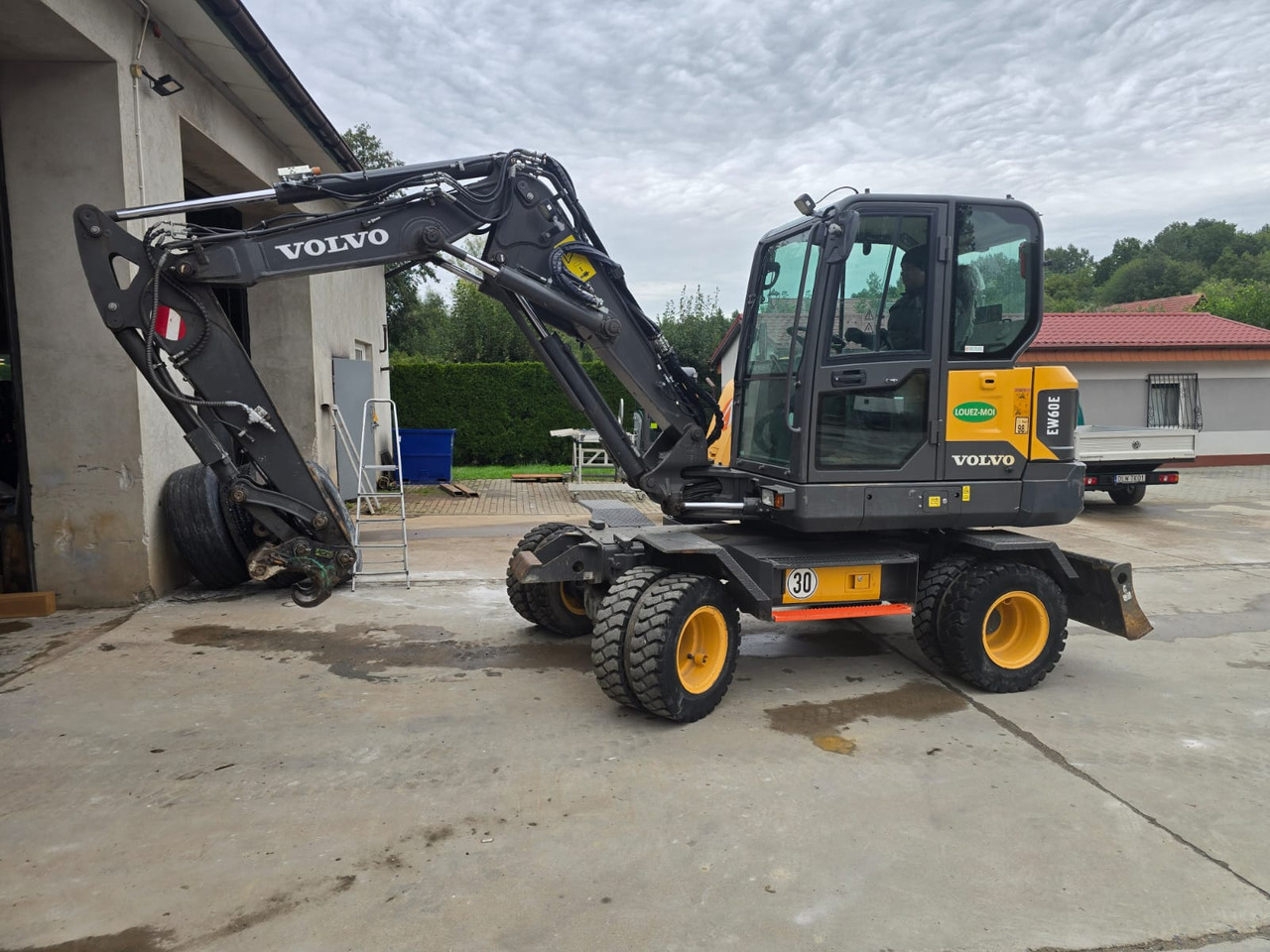 VOLVO EW 60E - Mobiele graafmachine: afbeelding 1 VOLVO EW 60E - Mobiele graafmachine: afbeelding 1