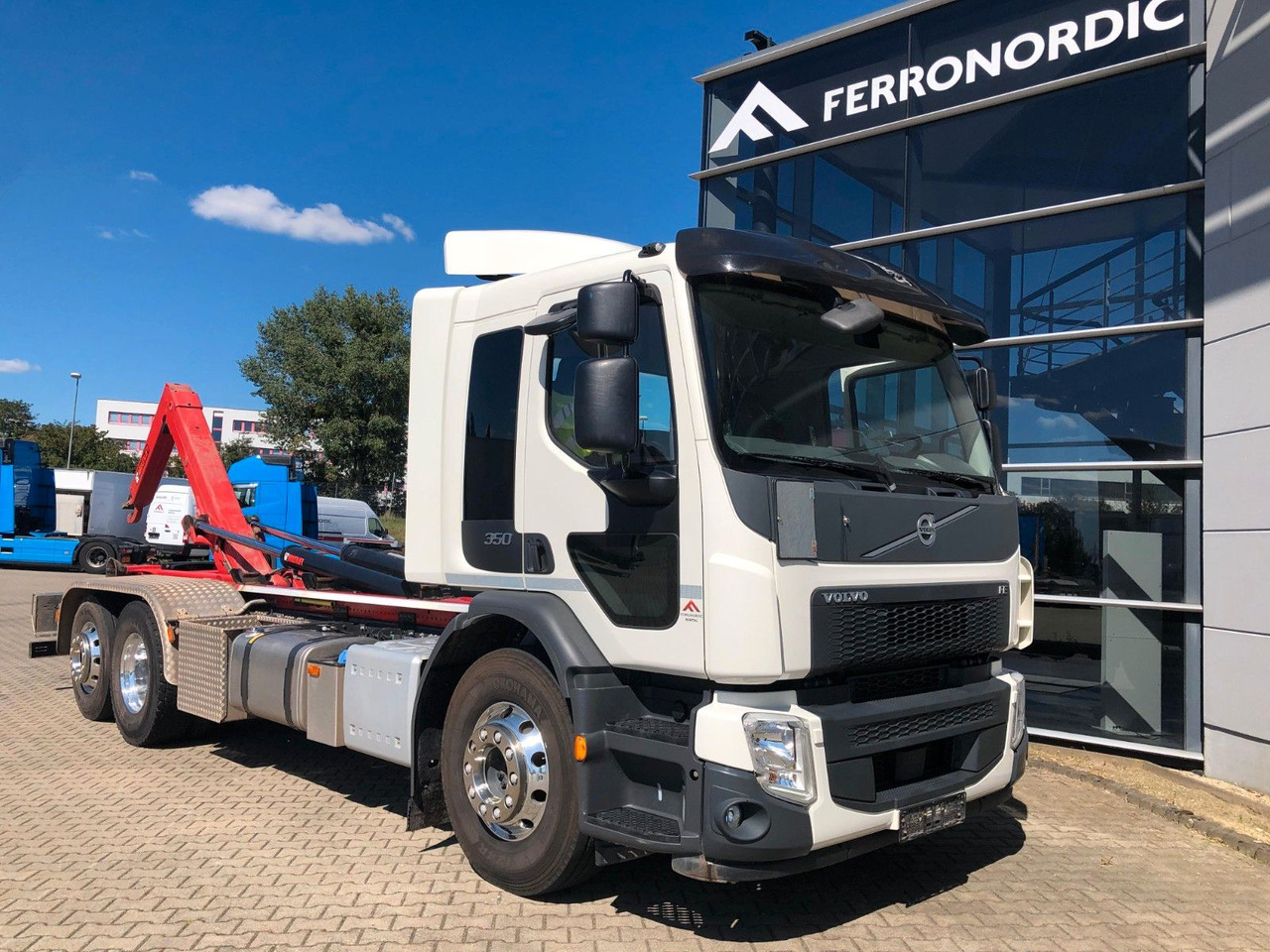 Volvo FE 350 6x2 Lenkachse*Alufelgen*HIAB*AHK*Klima - Haakarmsysteem vrachtwagen: afbeelding 1 Volvo FE 350 6x2 Lenkachse*Alufelgen*HIAB*AHK*Klima - Haakarmsysteem vrachtwagen: afbeelding 1