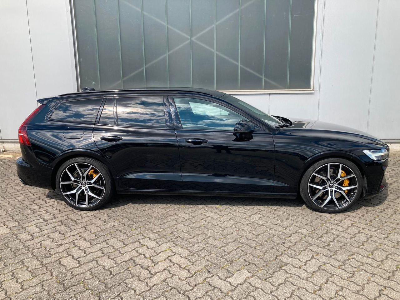 Volvo V60 T8 Polestar Engineered Plug-In Hybrid AWD - Personenwagen: afbeelding 2 Volvo V60 T8 Polestar Engineered Plug-In Hybrid AWD - Personenwagen: afbeelding 2
