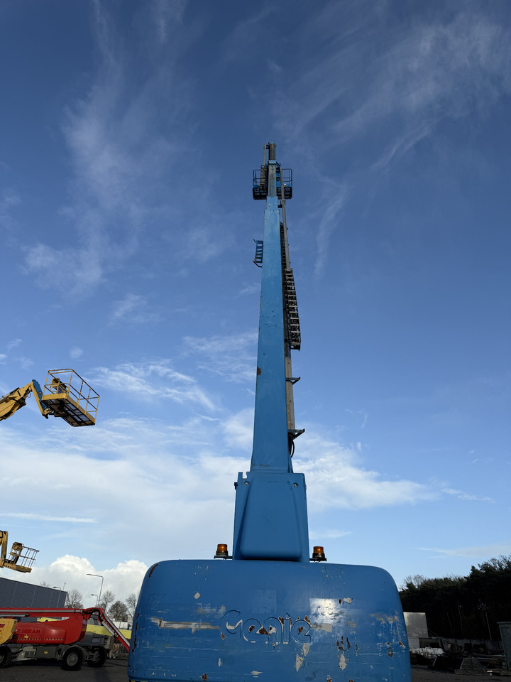 GENIE S125 - Telescoophoogwerker: afbeelding 4 GENIE S125 - Telescoophoogwerker: afbeelding 4