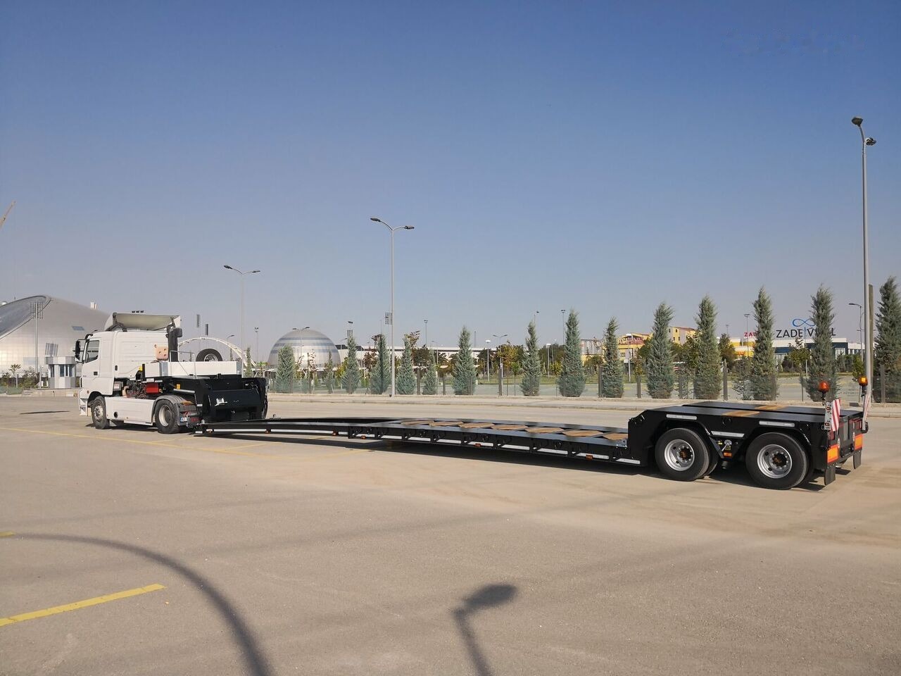 Özgül 2 AXLE LOW LOADER SEMI TRAILER - Dieplader oplegger: afbeelding 3 Özgül 2 AXLE LOW LOADER SEMI TRAILER - Dieplader oplegger: afbeelding 3