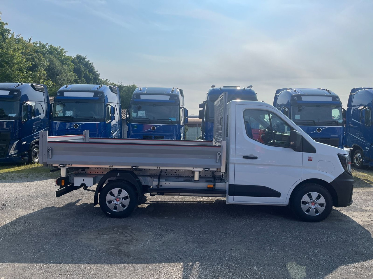 Renault MASTER ELEKTRO DREISEITENKIPPER - Kipper bestelwagen, Elektrische bedrijfswagen: afbeelding 3 Renault MASTER ELEKTRO DREISEITENKIPPER - Kipper bestelwagen, Elektrische bedrijfswagen: afbeelding 3