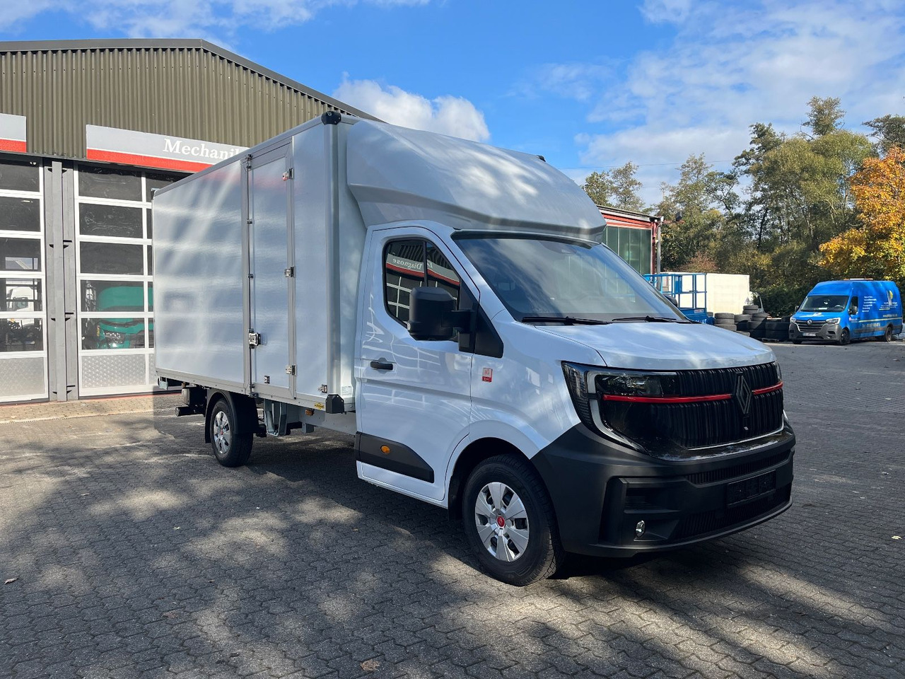 Renault MASTER MIT HUMBAUR KOFFERAUFBAU - Bestelwagen gesloten laadbak: afbeelding 2 Renault MASTER MIT HUMBAUR KOFFERAUFBAU - Bestelwagen gesloten laadbak: afbeelding 2