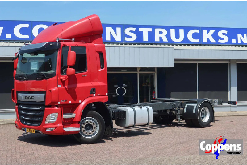 DAF CF 290 FA Chassis Euro 6 - Chassis vrachtwagen: afbeelding 1 DAF CF 290 FA Chassis Euro 6 - Chassis vrachtwagen: afbeelding 1