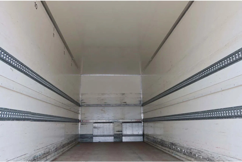 DAF CF 410 Bakwagen + Onderschuif klep - Bakwagen: afbeelding 4 DAF CF 410 Bakwagen + Onderschuif klep - Bakwagen: afbeelding 4