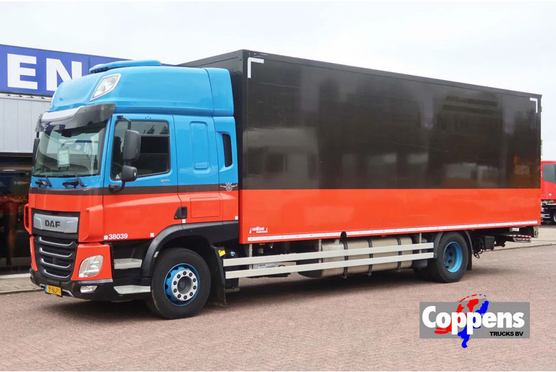 DAF CF 410 Bakwagen + Onderschuif klep - Bakwagen: afbeelding 1 DAF CF 410 Bakwagen + Onderschuif klep - Bakwagen: afbeelding 1