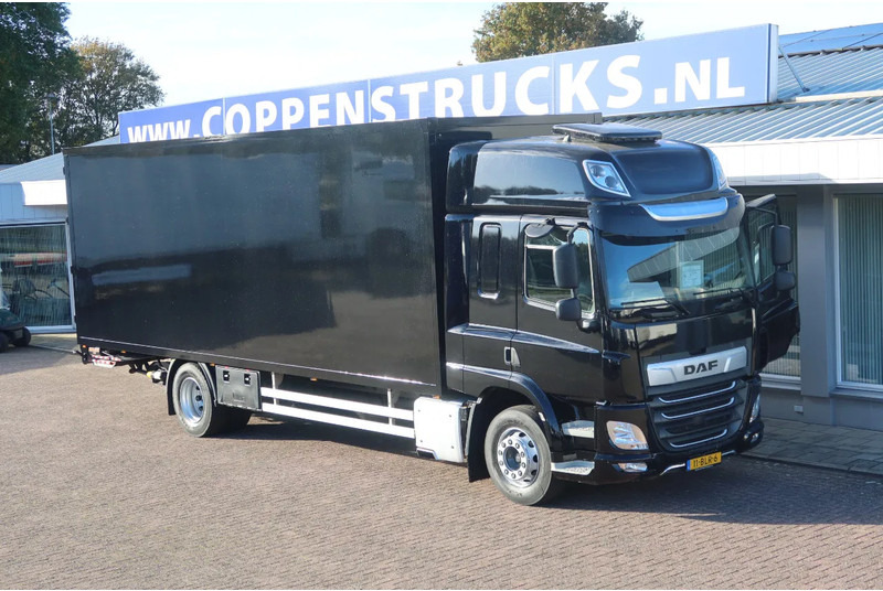 DAF CF 410 DAF CF 410 Black Edition Dhollandia klep 2.000 kg - Bakwagen: afbeelding 2 DAF CF 410 DAF CF 410 Black Edition Dhollandia klep 2.000 kg - Bakwagen: afbeelding 2