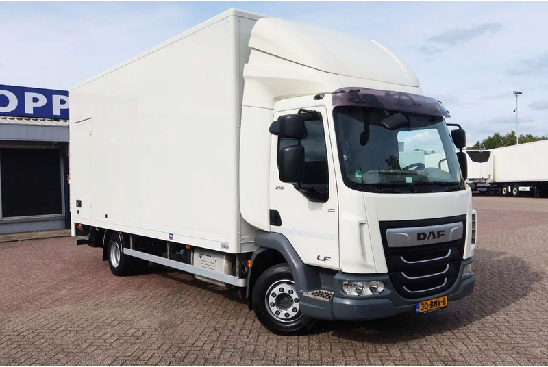 DAF LF 210 Bakwagen+ Dhollandia 1500 kg - Bakwagen: afbeelding 2 DAF LF 210 Bakwagen+ Dhollandia 1500 kg - Bakwagen: afbeelding 2