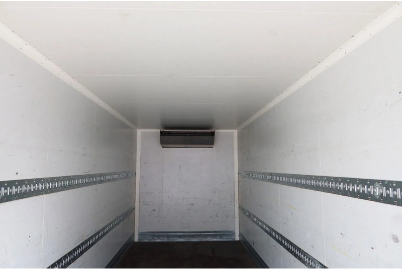 DAF LF 290 Koel/Vries+Klep 1500 kg Thermoking T 600R - Koelwagen vrachtwagen: afbeelding 4 DAF LF 290 Koel/Vries+Klep 1500 kg Thermoking T 600R - Koelwagen vrachtwagen: afbeelding 4
