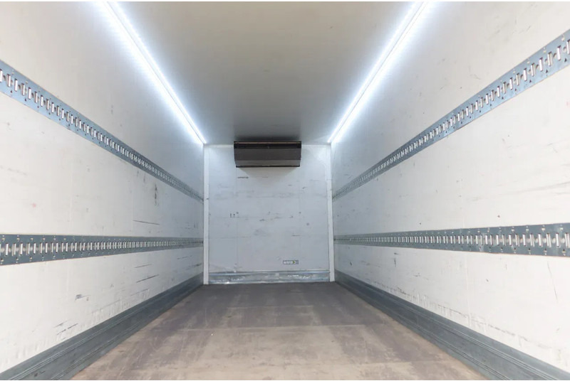 DAF LF 290 Koel/Vries+ Klep 1500 kg Thermoking T 600R - Koelwagen vrachtwagen: afbeelding 4 DAF LF 290 Koel/Vries+ Klep 1500 kg Thermoking T 600R - Koelwagen vrachtwagen: afbeelding 4