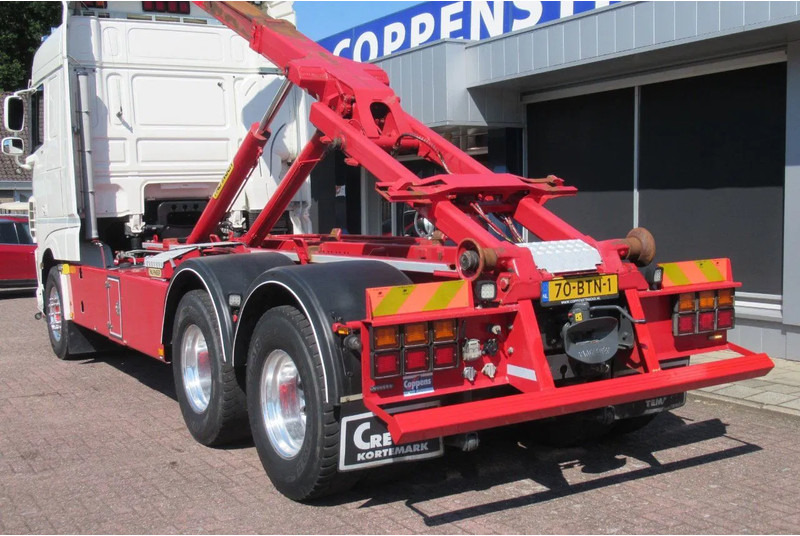 DAF XF 510 Fat 6x4 Euro 6 - Haakarmsysteem vrachtwagen: afbeelding 3 DAF XF 510 Fat 6x4 Euro 6 - Haakarmsysteem vrachtwagen: afbeelding 3