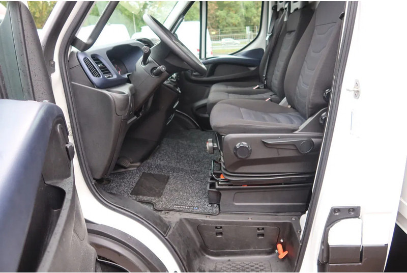 Iveco 72 C 180 bak + Dhollandia klep 1000 KG 3.0 L motor - Bakwagen: afbeelding 5 Iveco 72 C 180 bak + Dhollandia klep 1000 KG 3.0 L motor - Bakwagen: afbeelding 5