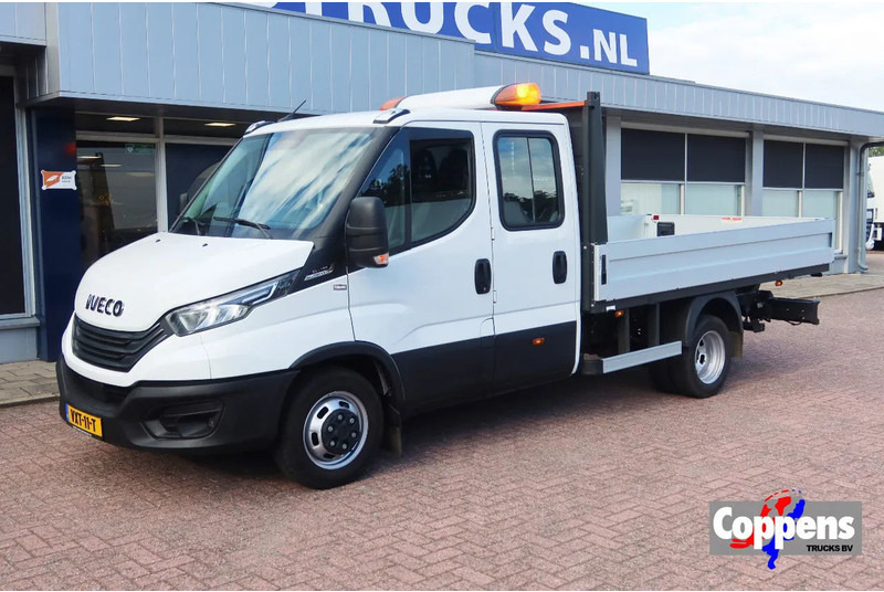 Iveco Daily 35C16 HI Matic Dubbele cabine open 7 persoons uitvoering. Dubbel lucht achter as. 3.0 L motor - Bestelwagen open laadbak, Bestelwagen met dubbele cabine: afbeelding 1 Iveco Daily 35C16 HI Matic Dubbele cabine open 7 persoons uitvoering. Dubbel lucht achter as. 3.0 L motor - Bestelwagen open laadbak, Bestelwagen met dubbele cabine: afbeelding 1