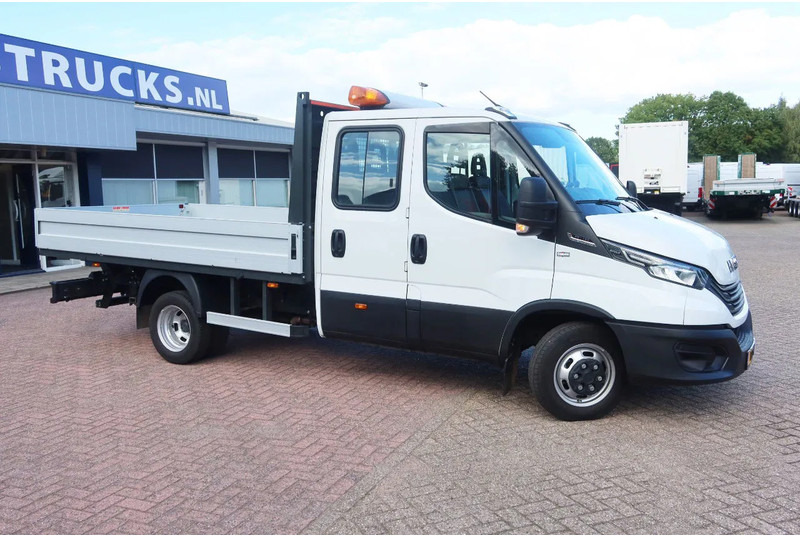Iveco Daily 35C16 HI Matic Dubbele cabine open 7 persoons uitvoering. Dubbel lucht achter as. 3.0 L motor - Bestelwagen open laadbak, Bestelwagen met dubbele cabine: afbeelding 2 Iveco Daily 35C16 HI Matic Dubbele cabine open 7 persoons uitvoering. Dubbel lucht achter as. 3.0 L motor - Bestelwagen open laadbak, Bestelwagen met dubbele cabine: afbeelding 2