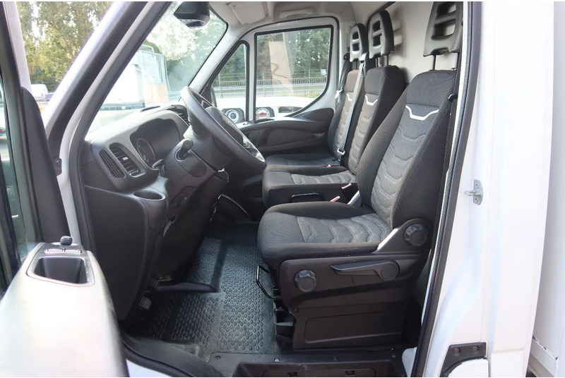Iveco Daily 35S16 Bakwagen + Laadklep 750kg - Bestelwagen gesloten laadbak: afbeelding 4 Iveco Daily 35S16 Bakwagen + Laadklep 750kg - Bestelwagen gesloten laadbak: afbeelding 4