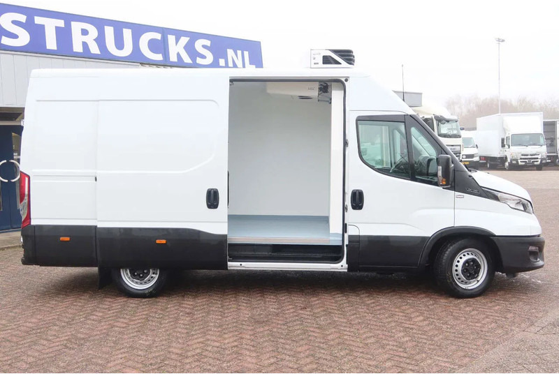Iveco Daily 35S16 Koelen/vriezen/verwarmen Carrier Xarios 350 + nacht aansluiting 220 volt - Koelwagen: afbeelding 4 Iveco Daily 35S16 Koelen/vriezen/verwarmen Carrier Xarios 350 + nacht aansluiting 220 volt - Koelwagen: afbeelding 4