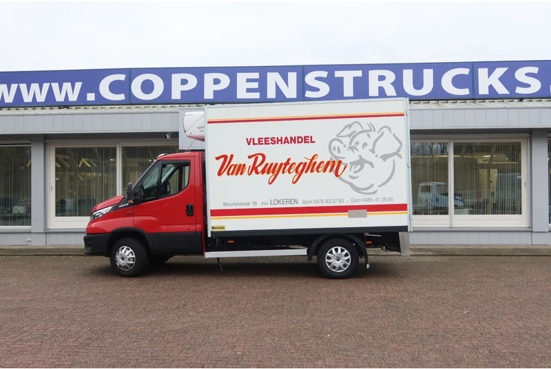 Iveco Daily 70 Daily 70 C 21 Hi-Matic Meat Hooks! Vlees Hangwerk! - Koelwagen vrachtwagen: afbeelding 2 Iveco Daily 70 Daily 70 C 21 Hi-Matic Meat Hooks! Vlees Hangwerk! - Koelwagen vrachtwagen: afbeelding 2