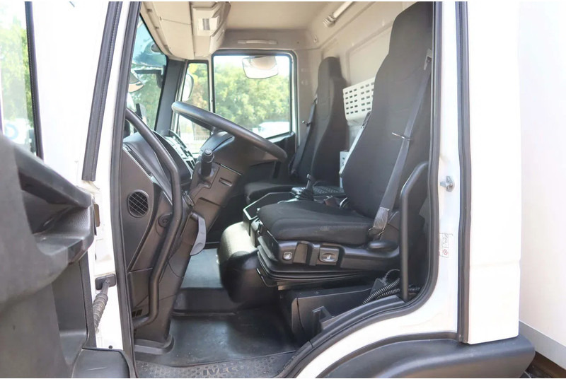 Iveco EuroCargo 120 El 210L Carrier Supra 850 MT Koel/Vries+Klep Bitemp met verplaatsbare wand - Koelwagen vrachtwagen: afbeelding 5 Iveco EuroCargo 120 El 210L Carrier Supra 850 MT Koel/Vries+Klep Bitemp met verplaatsbare wand - Koelwagen vrachtwagen: afbeelding 5
