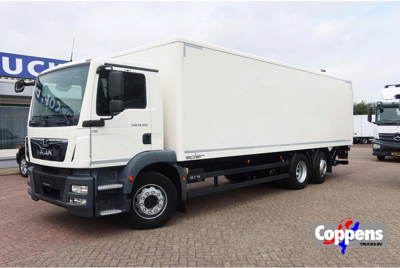 MAN 26.320 TGM Bak+Klep stuur lift as Bar klep 2.000 kg - Bakwagen: afbeelding 1 MAN 26.320 TGM Bak+Klep stuur lift as Bar klep 2.000 kg - Bakwagen: afbeelding 1