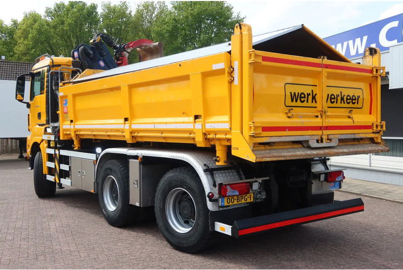 MAN TGS 33.420 2 Zijdige kipper + Kraan 6x6 Stuur as - Kipper vrachtwagen, Kraanwagen: afbeelding 3 MAN TGS 33.420 2 Zijdige kipper + Kraan 6x6 Stuur as - Kipper vrachtwagen, Kraanwagen: afbeelding 3