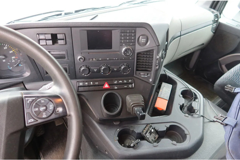 Mercedes-Benz ANTOS 2830 Kraanwagen open Laadbak Fassi F295 + FLY-JIB - Kraanwagen: afbeelding 5 Mercedes-Benz ANTOS 2830 Kraanwagen open Laadbak Fassi F295 + FLY-JIB - Kraanwagen: afbeelding 5