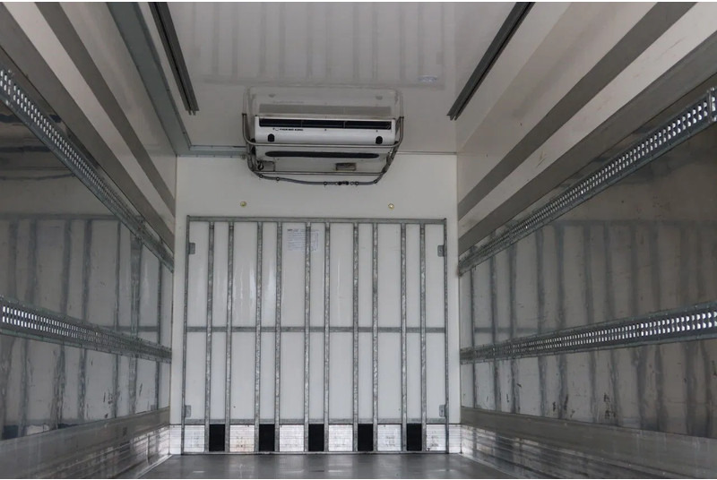 Mercedes-Benz Actros 1936 1936 L Koel/Vries+Klep Bi-Temp Thermoking T 1200R - Koelwagen vrachtwagen: afbeelding 4 Mercedes-Benz Actros 1936 1936 L Koel/Vries+Klep Bi-Temp Thermoking T 1200R - Koelwagen vrachtwagen: afbeelding 4