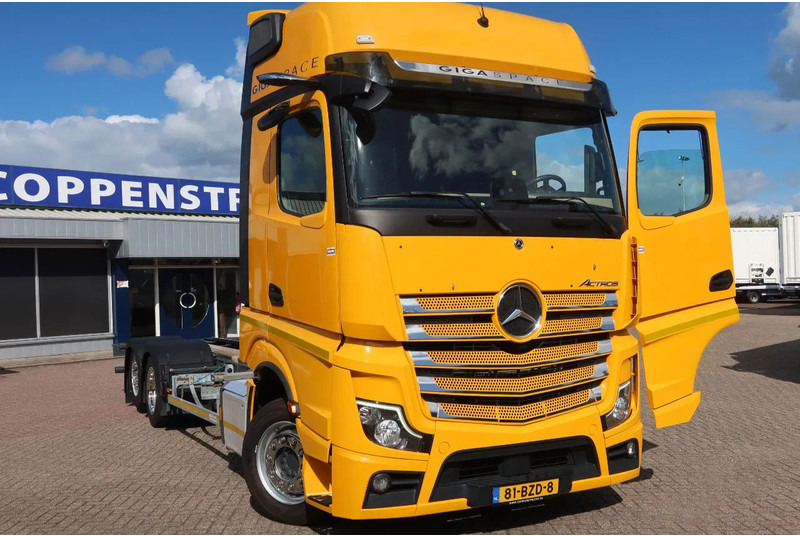 Mercedes-Benz Actros 2642 LL Chassis Cabine Giga space - Chassis vrachtwagen: afbeelding 2 Mercedes-Benz Actros 2642 LL Chassis Cabine Giga space - Chassis vrachtwagen: afbeelding 2