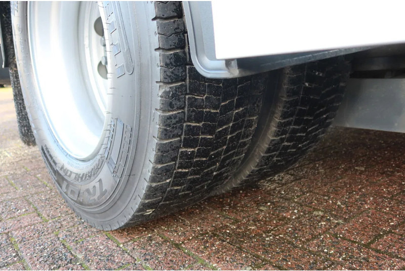 Bakwagen Mercedes-Benz Antos 2127 L Bak+Klep Dhollandia 2.000 kg, Geisoleerd dak: afbeelding 17