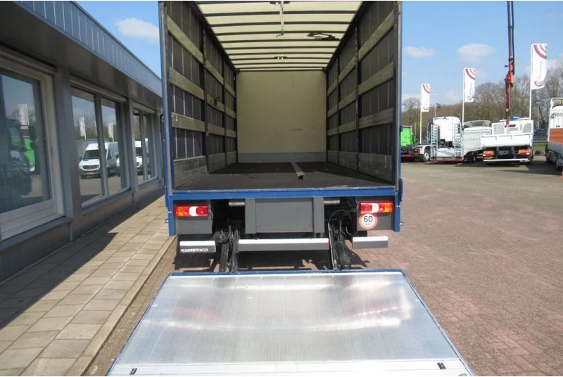 Mercedes-Benz Atego 1318L Euro 6 - Schuifzeilen vrachtwagen: afbeelding 4 Mercedes-Benz Atego 1318L Euro 6 - Schuifzeilen vrachtwagen: afbeelding 4