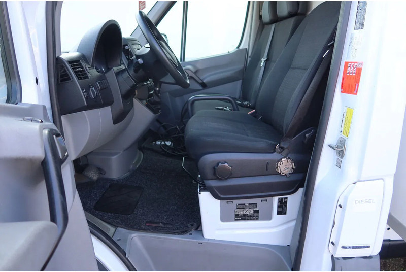 Mercedes-Benz Sprinter 316 CDI Carrier Koel/Vries Bak+Klep. Dag en nacht aansluiting - Koelwagen: afbeelding 5 Mercedes-Benz Sprinter 316 CDI Carrier Koel/Vries Bak+Klep. Dag en nacht aansluiting - Koelwagen: afbeelding 5