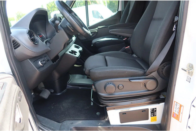 Mercedes-Benz Sprinter 317 Koel/Vries L2/H2 220 Volt stekker - Koelwagen: afbeelding 5 Mercedes-Benz Sprinter 317 Koel/Vries L2/H2 220 Volt stekker - Koelwagen: afbeelding 5