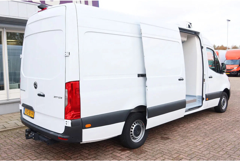 Mercedes-Benz Sprinter 317 L3 H2 Koel / Vries/ Verwarmen + 220 volt nachtaansluiting - Koelwagen: afbeelding 3 Mercedes-Benz Sprinter 317 L3 H2 Koel / Vries/ Verwarmen + 220 volt nachtaansluiting - Koelwagen: afbeelding 3